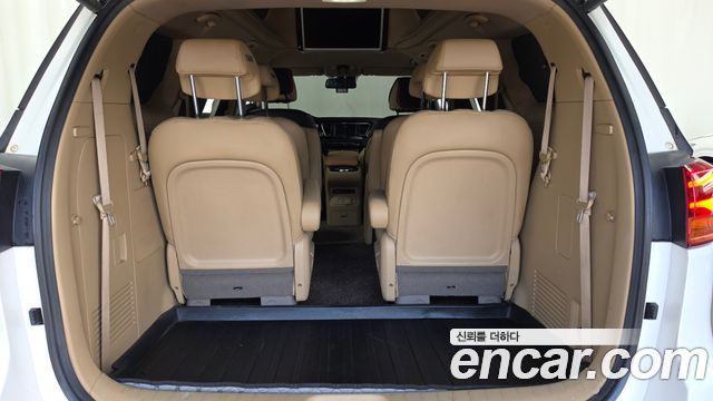 Kia Carnival Gasoline 9-Seater Hi-Limousine Noblesse Special 2019 — фото 20