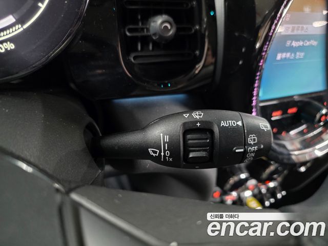 MINI Cooper Electric SE Classic 3rd 2023 — фото 21