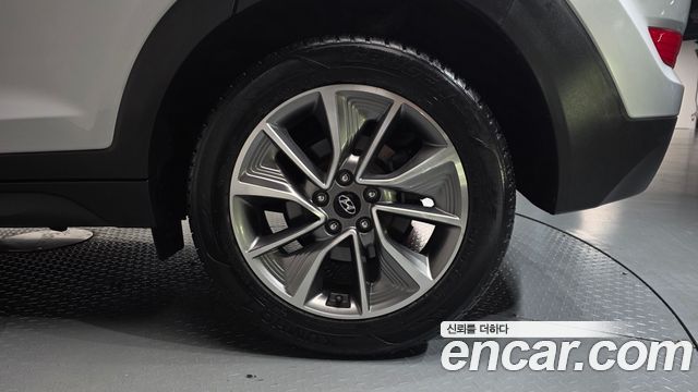 Hyundai Tucson Diesel 2.0 2WD Modern 2018 — фото 21