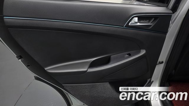 Hyundai Tucson Diesel 2.0 2WD Modern 2018 — фото 25