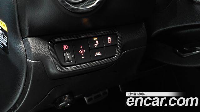 Kia K3 5Door GT Plus 2019 — фото 16