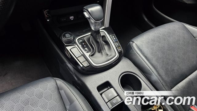 Kia Seltos Gasoline 1.6 Turbo 2WD Noblesse 2020 — фото 9