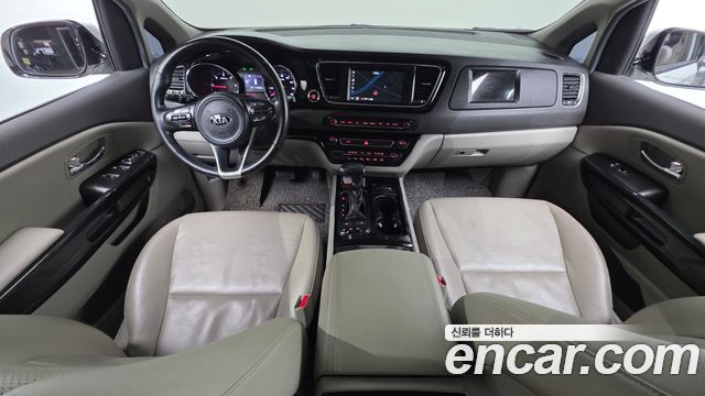 Kia Carnival 11-seater Prestige 2018 — фото 7