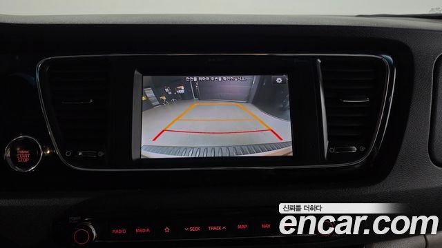 Kia Carnival 11-seater Prestige 2018 — фото 15