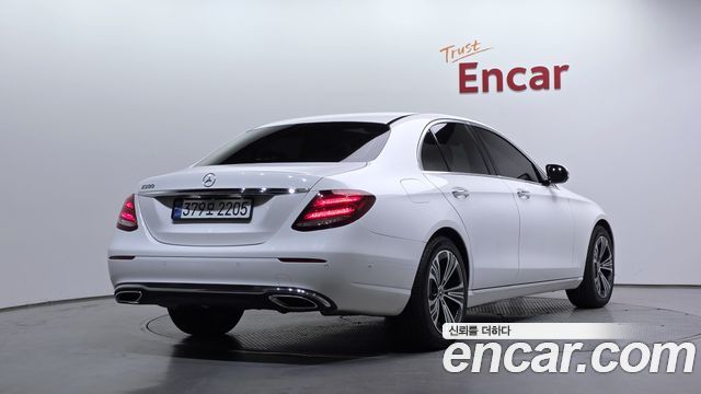 Mercedes-Benz E-Class (W213) E200 Avantgarde 2018 — фото 2