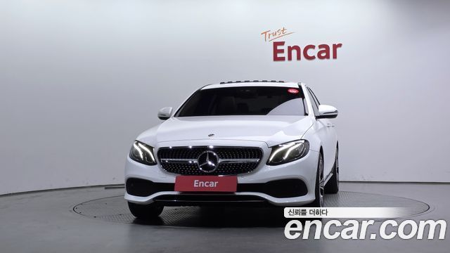Mercedes-Benz E-Class (W213) E200 Avantgarde 2018 — фото 3
