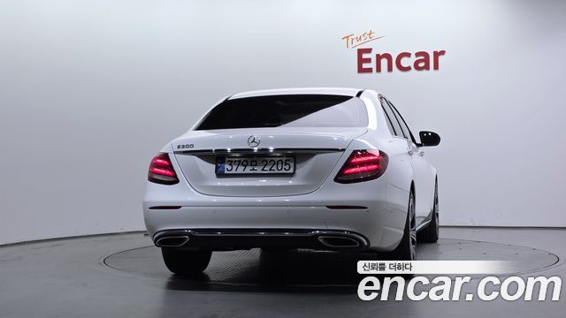 Mercedes-Benz E-Class (W213) E200 Avantgarde 2018 — фото 4