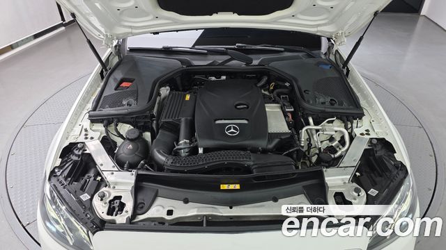 Mercedes-Benz E-Class (W213) E200 Avantgarde 2018 — фото 6