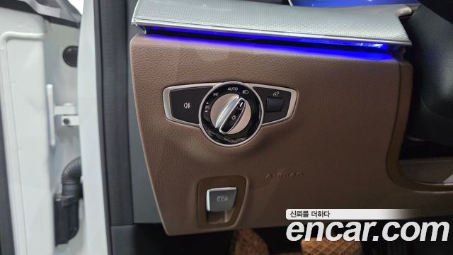 Mercedes-Benz E-Class (W213) E200 Avantgarde 2018 — фото 27