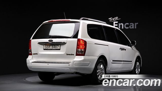 Kia Carnival R New Carnival Limousine GLX High-Deluxe 2012 — фото 2