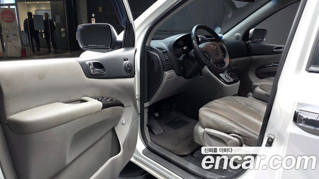 Kia Carnival R New Carnival Limousine GLX High-Deluxe 2012 — фото 10