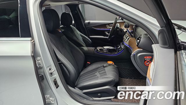 Mercedes-Benz E-Class (W213) E300 4MATIC Exclusive 2019 — фото 10
