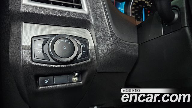 Ford Explorer 2.0 Ecoboost 2WD 5th 2015 — фото 12
