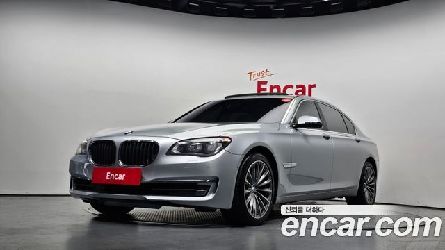 BMW 7 Series (F01) 750Li xDrive