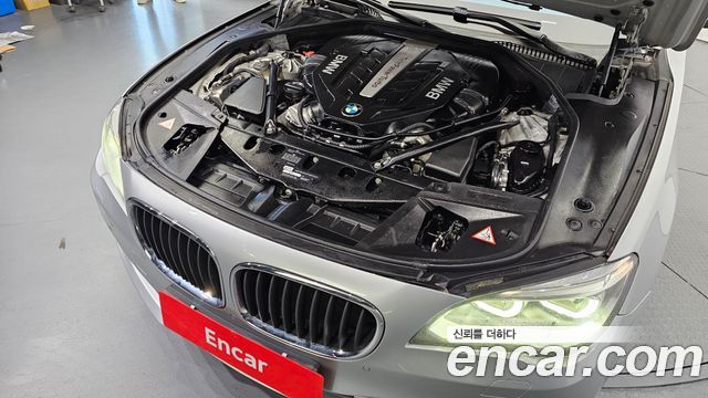 BMW 7 Series (F01) 750Li xDrive 2013 — фото 6