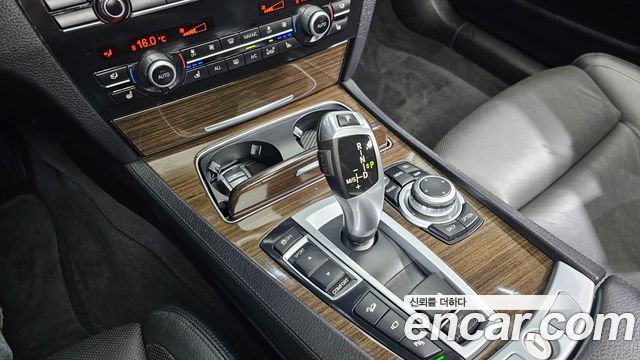 BMW 7 Series (F01) 750Li xDrive 2013 — фото 9