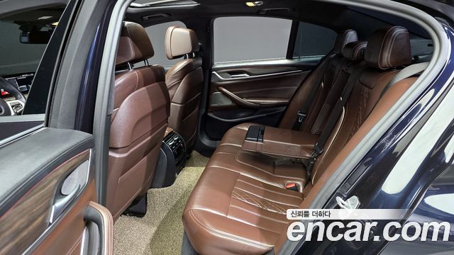 BMW 5 Series (G30) 520i M Sport 2020 — фото 12