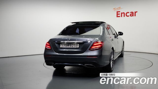 Mercedes-Benz E-Class (W213) E350 4MATIC AMG Line 2019 — фото 4