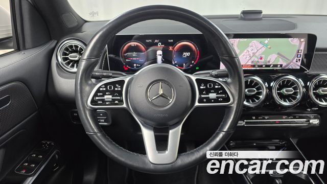 Mercedes-Benz GLB-Class (X247) GLB220 2020 — фото 13