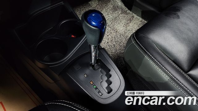 Toyota Prius C 1.5 2018 — фото 9