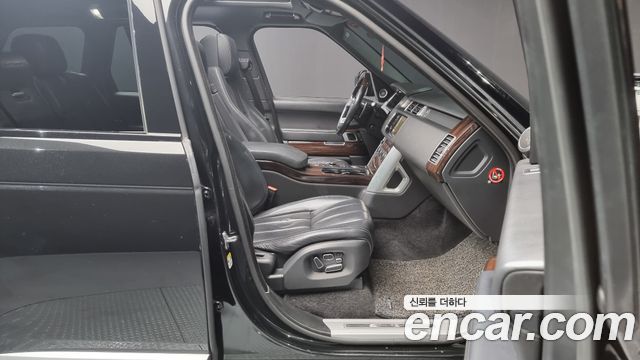 Land Rover Range Rover (IV) 4.4 SDV8 AB DIESEL 2015 — фото 15
