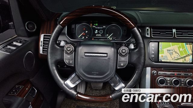 Land Rover Range Rover (IV) 4.4 SDV8 AB DIESEL 2015 — фото 17