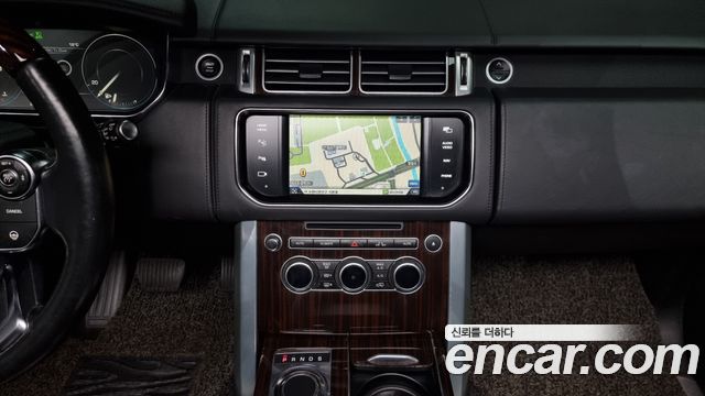 Land Rover Range Rover (IV) 4.4 SDV8 AB DIESEL 2015 — фото 18