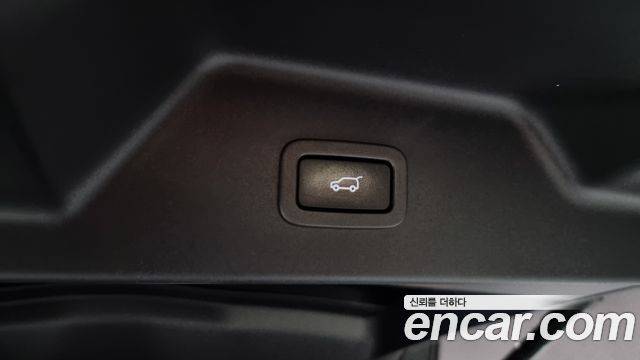 Land Rover Range Rover (IV) 4.4 SDV8 AB DIESEL 2015 — фото 24