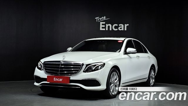 Mercedes-Benz E-Class (W213) E300 4MATIC Exclusive 2020 — фото 1