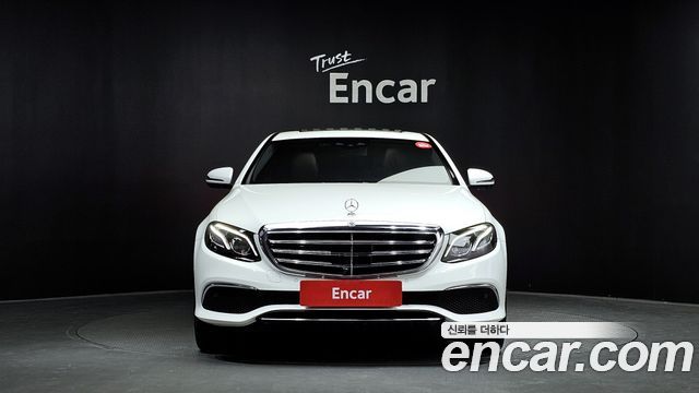 Mercedes-Benz E-Class (W213) E300 4MATIC Exclusive 2020 — фото 3