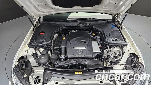 Mercedes-Benz E-Class (W213) E300 4MATIC Exclusive 2020 — фото 6