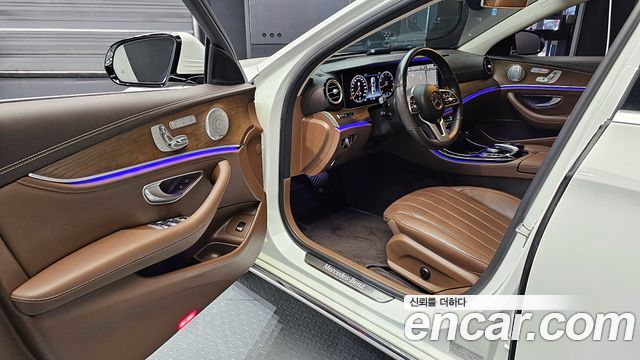 Mercedes-Benz E-Class (W213) E300 4MATIC Exclusive 2020 — фото 11