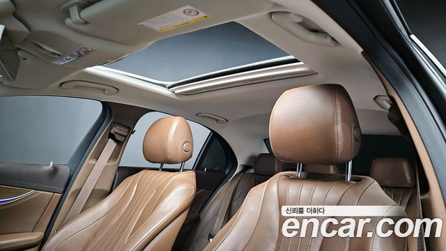 Mercedes-Benz E-Class (W213) E300 4MATIC Exclusive 2020 — фото 19