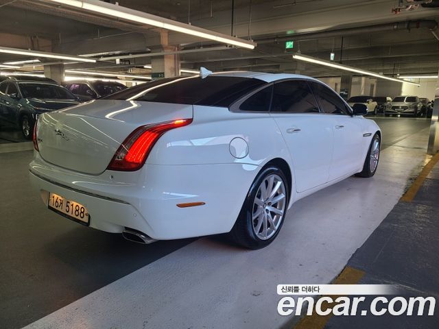 Jaguar XJ 3.0D Premium Luxury LWB X351 2013 — фото 5
