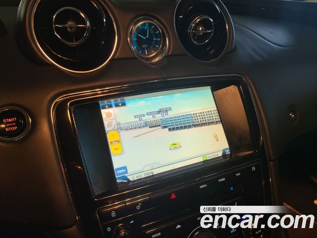 Jaguar XJ 3.0D Premium Luxury LWB X351 2013 — фото 15