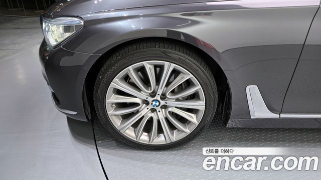BMW 7 Series (G11) 750Li xDrive Premium 2016 — фото 5
