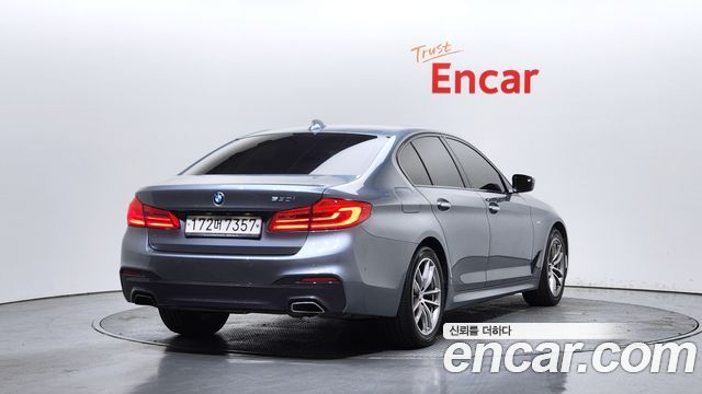 BMW 5 Series (G30) 530i M Sport Package 2017 — фото 2