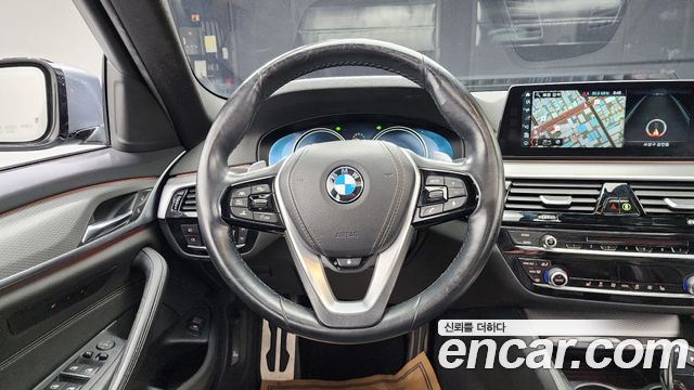 BMW 5 Series (G30) 530i M Sport Package 2017 — фото 14
