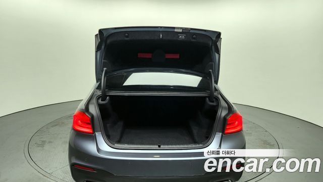 BMW 5 Series (G30) 530i M Sport Package 2017 — фото 20