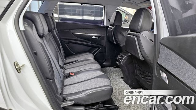 Peugeot 5008 (II) 1.5 BlueHDi Allure 2019 — фото 12