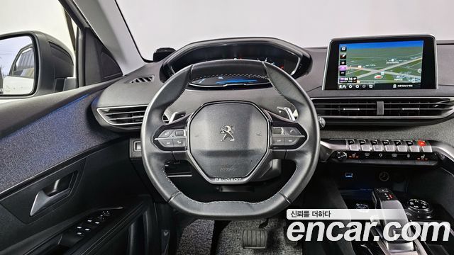 Peugeot 5008 (II) 1.5 BlueHDi Allure 2019 — фото 13