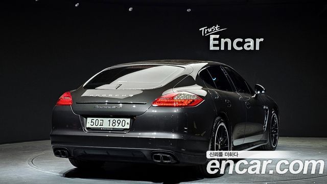 Porsche Panamera 4.8 GTS 970 2013 — фото 2