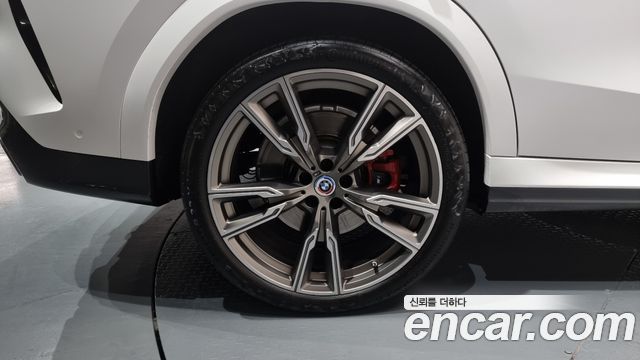 BMW X6 (G06) M50i 2023 — фото 5
