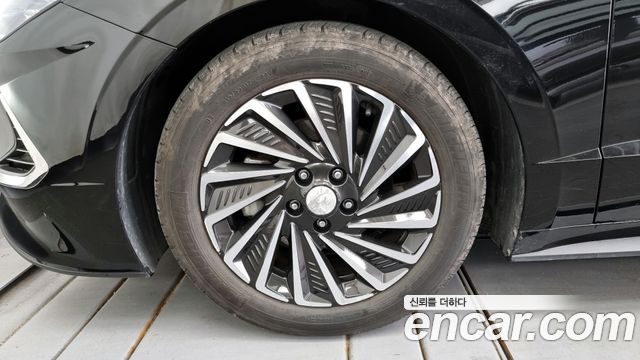 Hyundai Sonata Hybrid (DN8) Premium Family 2021 — фото 5