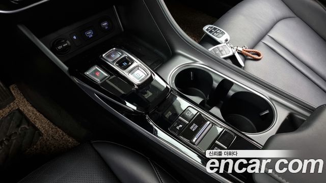 Hyundai Sonata Hybrid (DN8) Premium Family 2021 — фото 9
