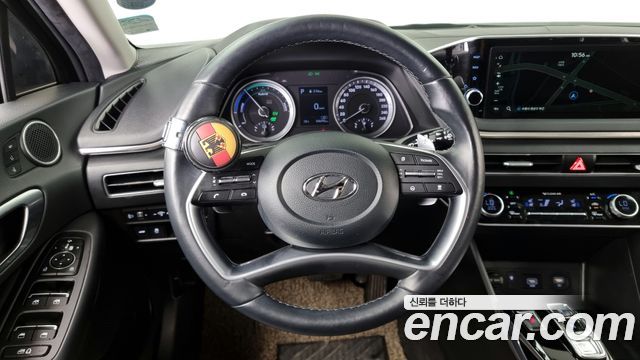 Hyundai Sonata Hybrid (DN8) Premium Family 2021 — фото 17