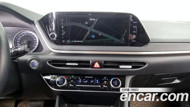Hyundai Sonata Hybrid (DN8) Premium Family 2021 — фото 18