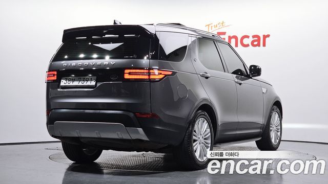Land Rover Discovery 5 3.0 SD6 HSE Luxury 2019 — фото 2