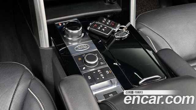 Land Rover Discovery 5 3.0 SD6 HSE Luxury 2019 — фото 9
