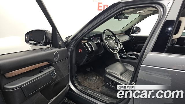 Land Rover Discovery 5 3.0 SD6 HSE Luxury 2019 — фото 10